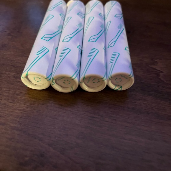 Set of 4 Adult Extra Soft Quip Toothbrush Heads NEW - Picture 3 of 3